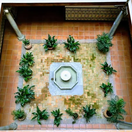 Alhambra City Center *