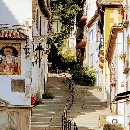 דירה Alhambra City Center *